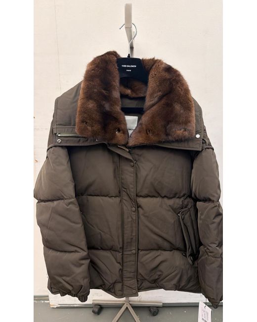 Yves Salomon Black Long-Sleeved Down Jacket