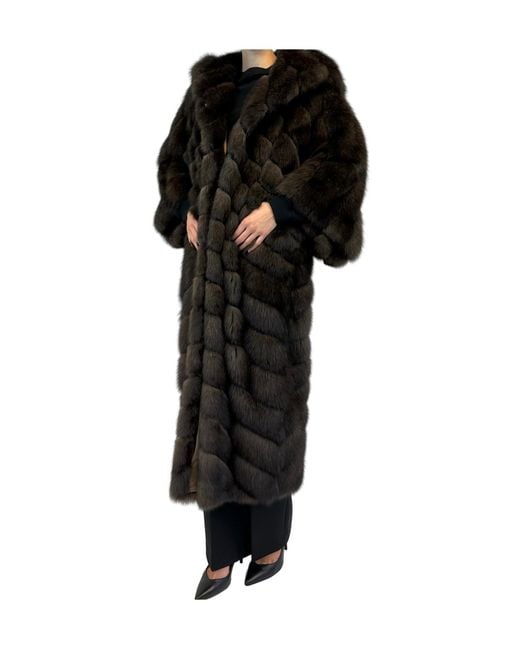 Liska Black Long-Sleeved Coat