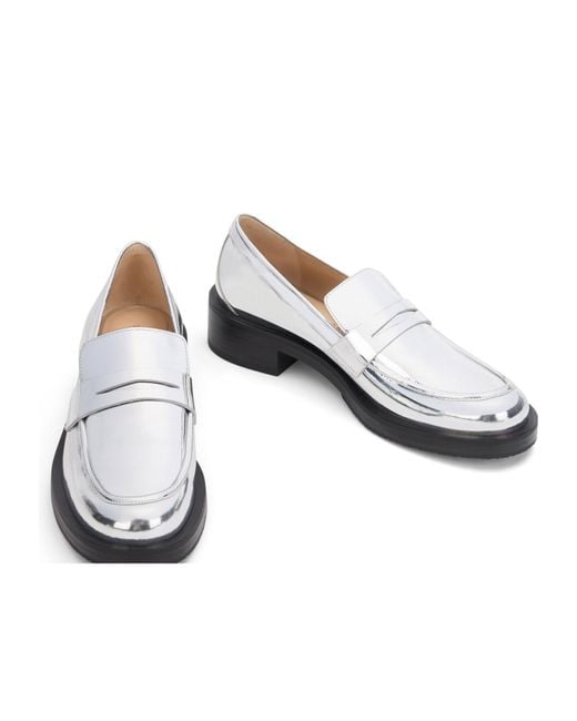 Stuart Weitzman White 40Mm Palmer Bold Loafers