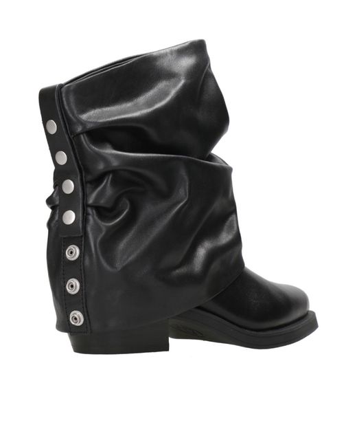 Ash Black Round-Toed Boots