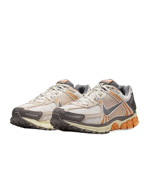 Nike White Zoom Vomero 5 Sneakers for men