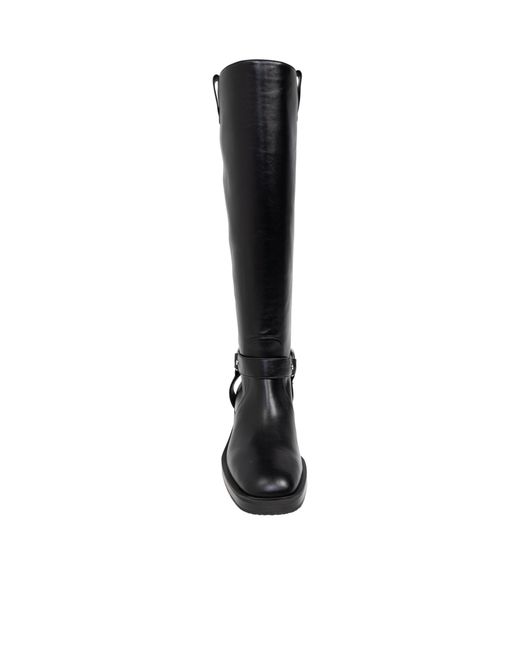 Stuart Weitzman Black Round Toe Boots