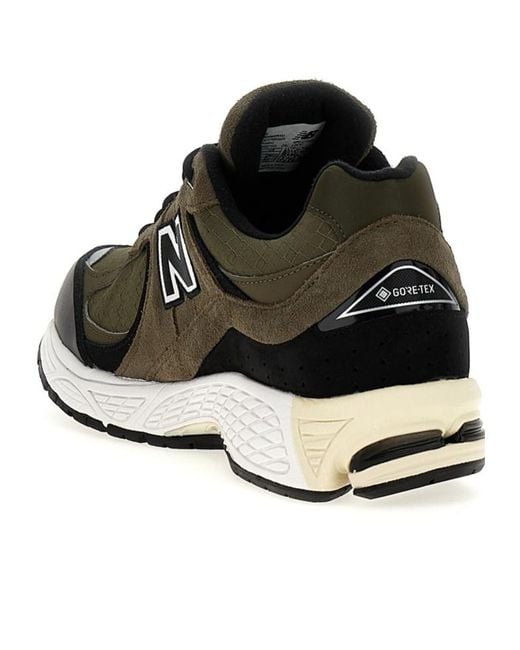 New Balance Black 2002R Lace-Up Sneakers for men
