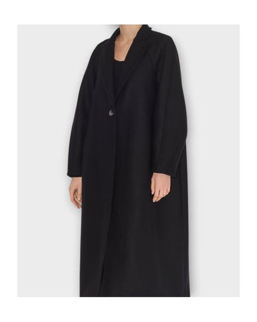 Partow Black Long-Sleeved Coat