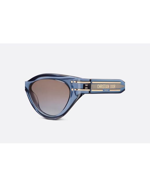 Dior White Signature B7I