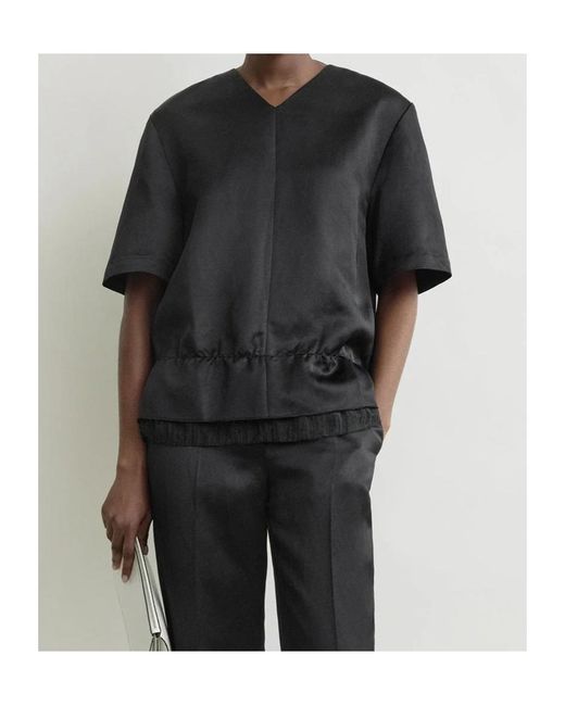 Totême  Black Totême V-Neck Short Sleeved Top