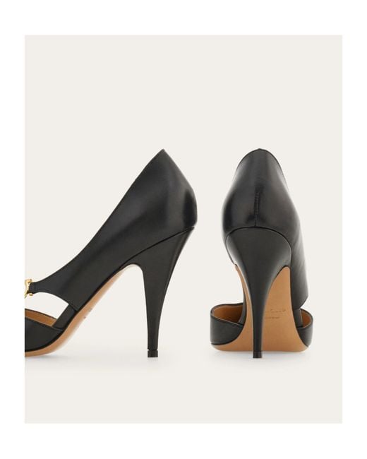 Ferragamo Black Pump With Gancini Detail