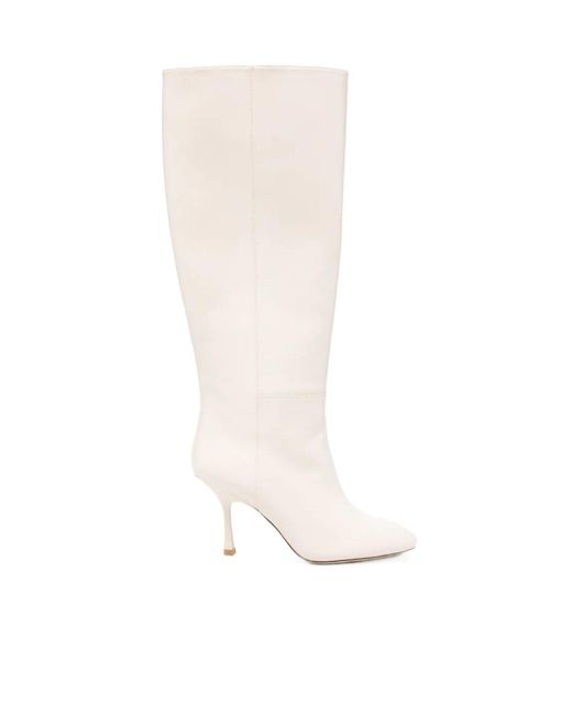 Stuart Weitzman White Round-Toe Boots
