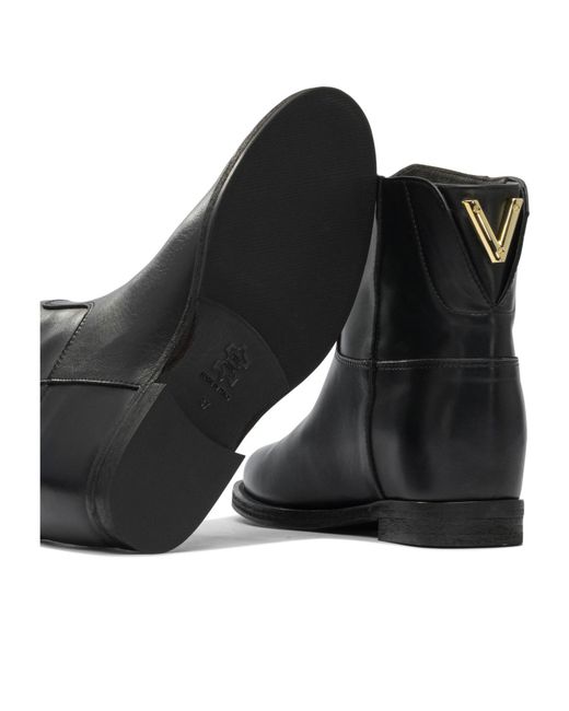 Via Roma 15 Black Round-Toe Ankle Boots