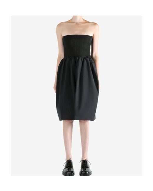 Amomento Black Shirring Flare Skirt