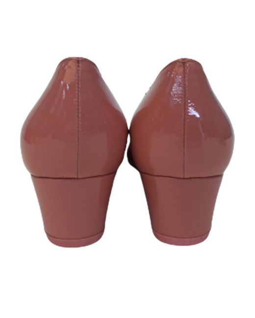 Ferragamo Brown Logo Details Heels