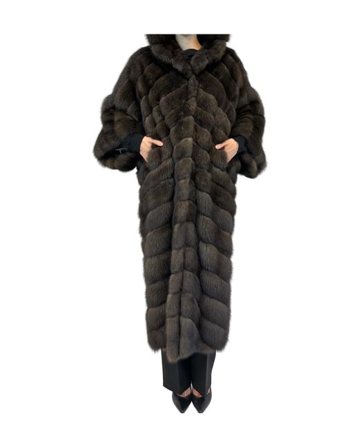 Liska Black Long-Sleeved Coat