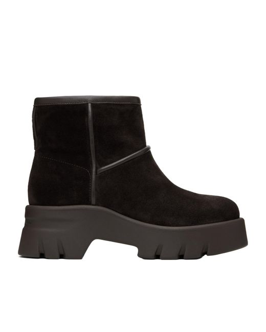 Gianvito Rossi Black Round Toe Ankle Boots