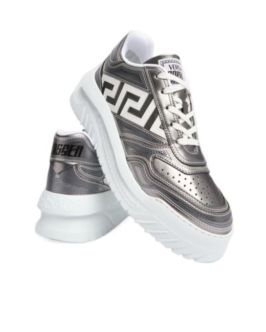 Versace White Round Head Low Cut Skate Shoes for men