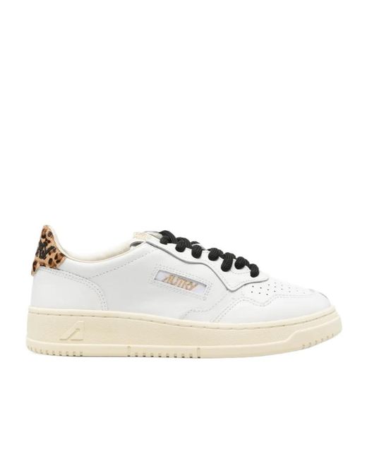 Autry White Medalist Low-Top Sneakers