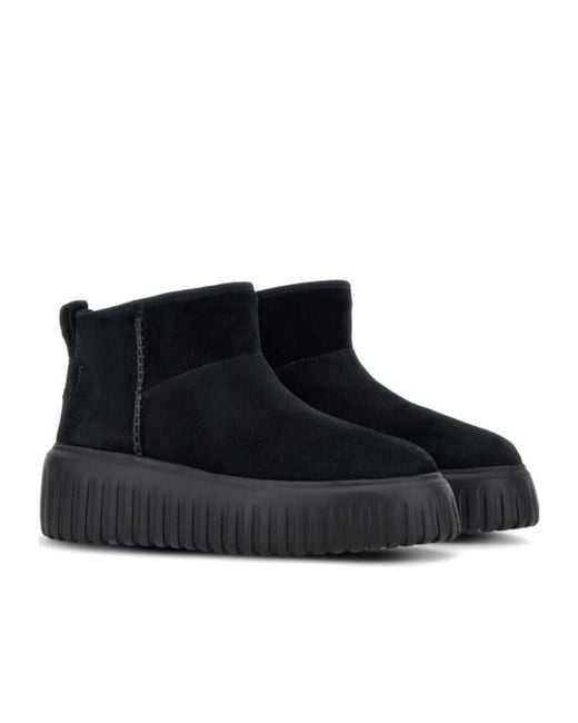 Hogan Black Logo-Patch Slip-On Boots