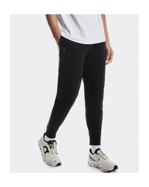 On Shoes Black Focus Tech Sweatpants for men