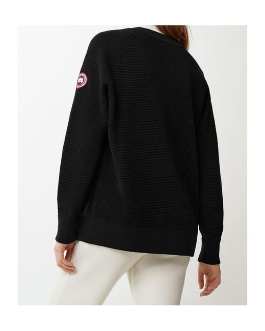 Canada Goose Black Long-Sleeved Quilted Down Jacket