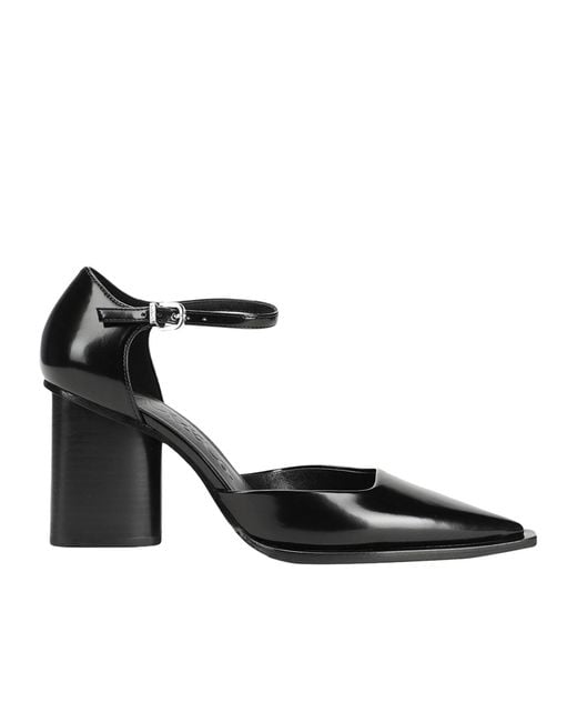 MAX&Co. Black Plain Colour Court