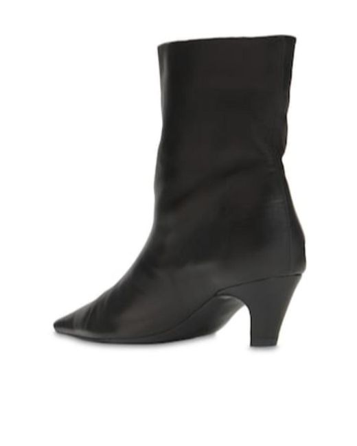 Khaite Black Pointy Boots