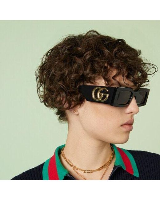 Gucci Metallic Interlocking 18K Stud Earrings