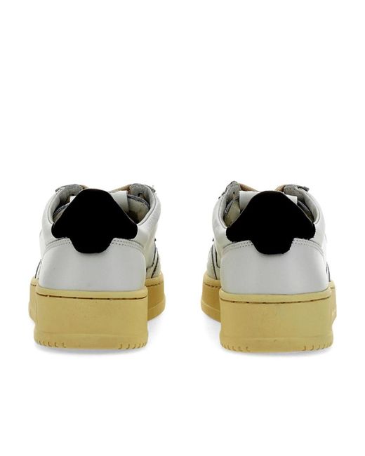 Autry White Medalist Low-Top Sneakers