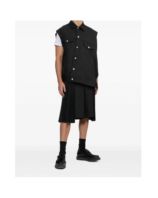 Comme des Garçons Black Pleated Shorts for men