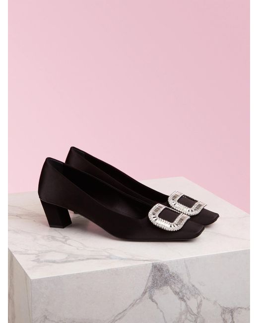 Roger Vivier Black Belle Vivier Pilgrim Buckle Embellished Pumps