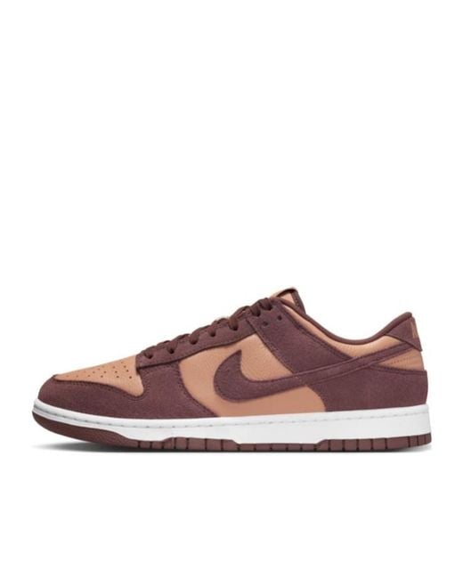 Nike Brown Dunk Low Retro Lace-Up Sneakers for men