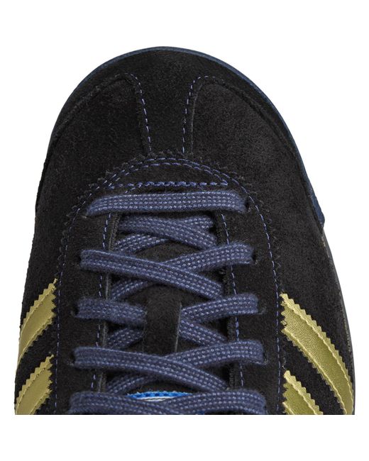 Adidas Black Solid Color Shoes for men