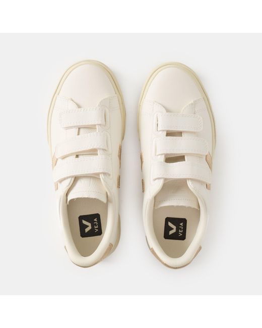 Veja Natural Simple Versatile Shoes