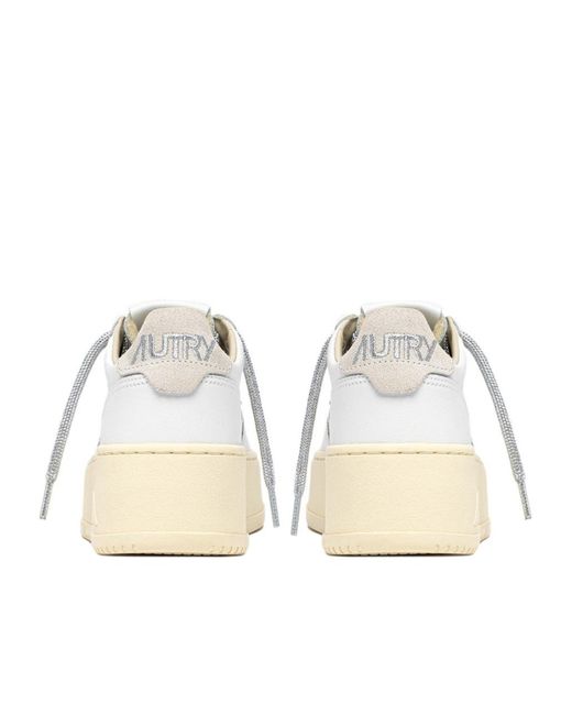 Autry White Medalist Platform Low-Top Sneakers