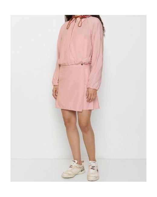 Burberry Pink Pleated Stretch Mini Skirt