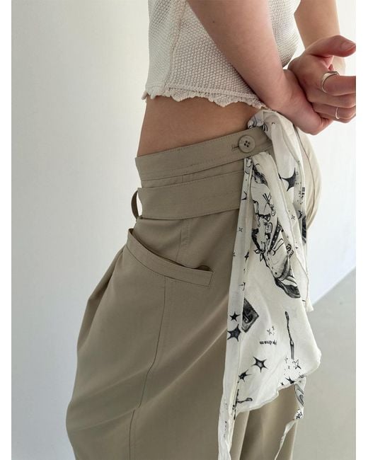 Low Classic Natural Belt-Strap Casual Pants