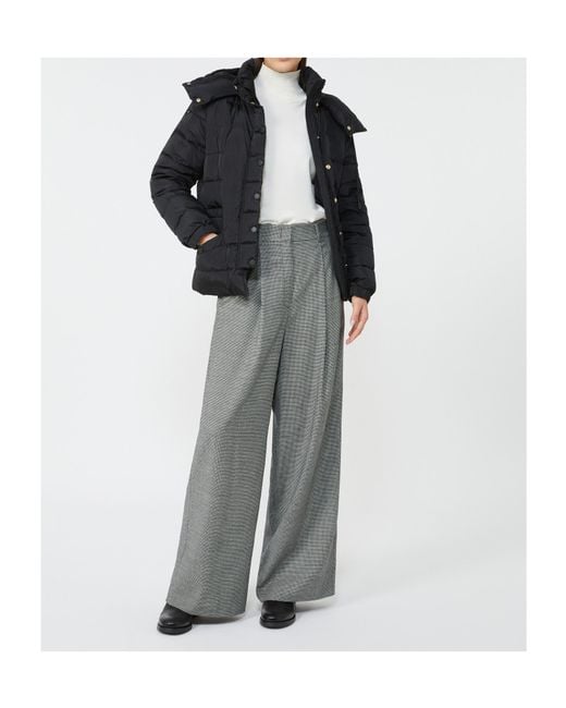 Weekend by Maxmara Black Long-Sleeved Down Jacket