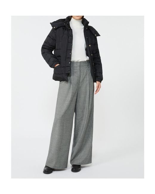 Weekend by Maxmara Black Long-Sleeved Down Jacket