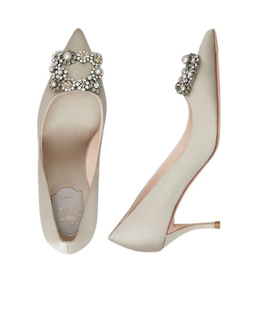 Roger Vivier White Flower Strass Embellished Pumps