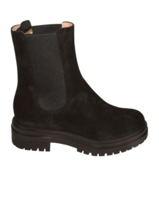 Gianvito Rossi Black Round Toe Ankle Boots