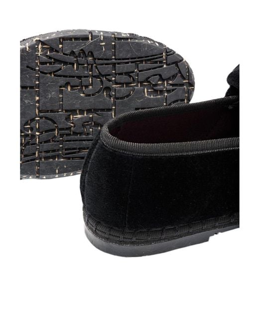 Ugg Black Solid Color Ankle Boots