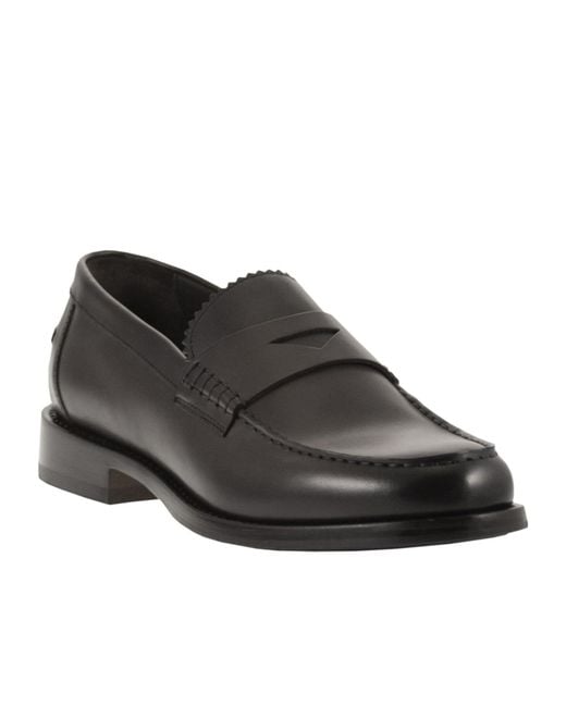 Doucal's Black Raised Stitch Moccasin Loafers for men
