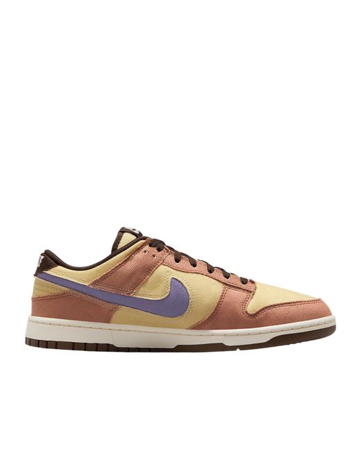 Nike Brown Dunk Low Round Toe Sneakers for men