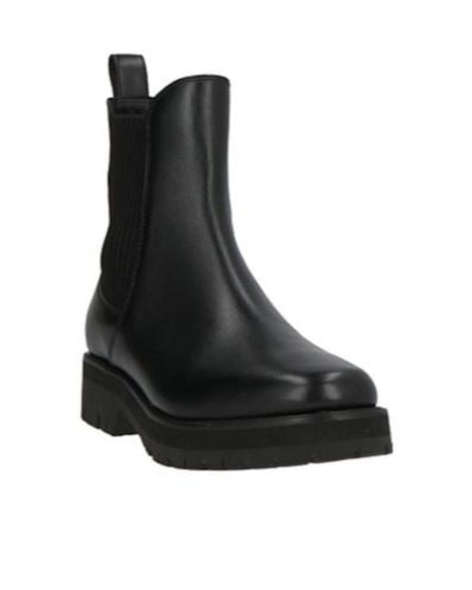 Rag & Bone Black Solid-Colored Leather Chelsea Boots
