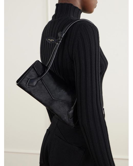 Alaïa Black Alaïa Flap Strap Shoulder Bag