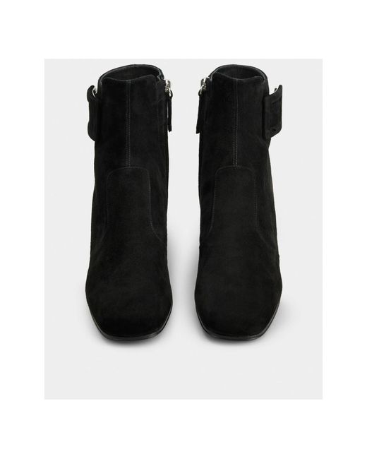 Roger Vivier Black Très Vivier Boots