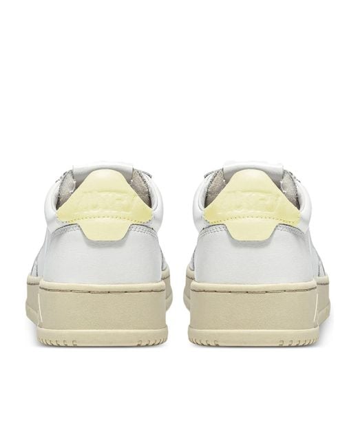 Autry White Medalist Low-Top Sneakers for men