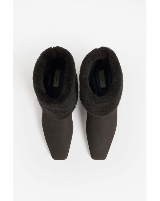 Totême  Black Totême Fold-Down Shearling Ankle Boots
