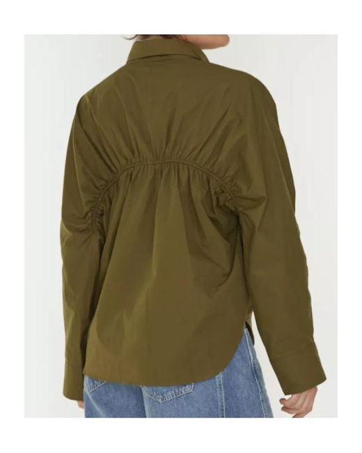 Closed Green Buttoned Shirt