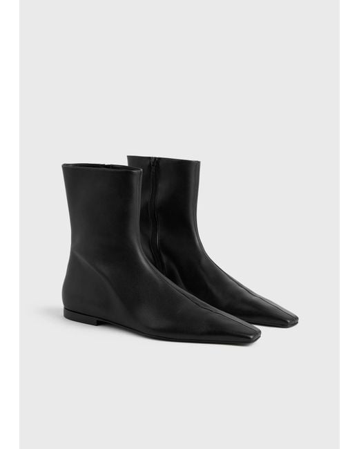 Totême  Black Zipped Leather Boots