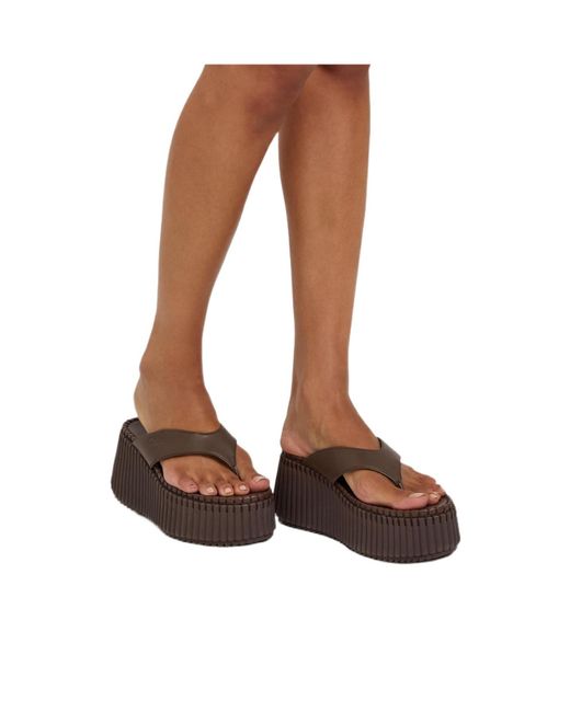 Chloé Brown Versatile Minimalist Platform Sandals