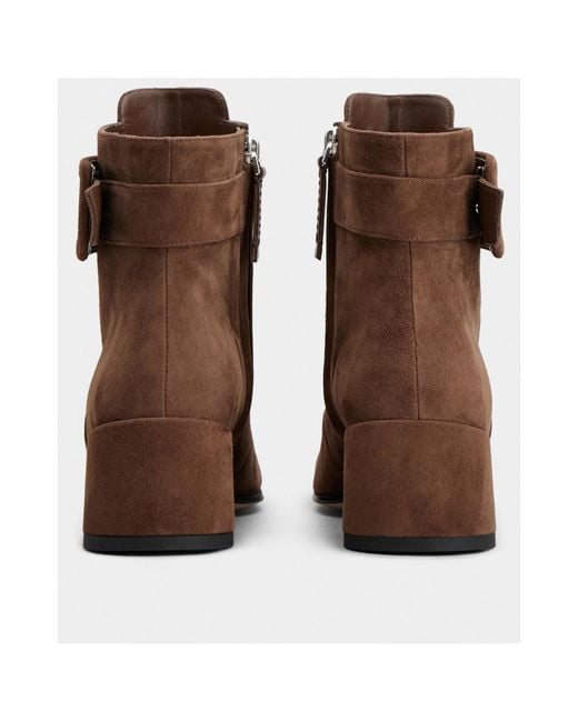 Roger Vivier Brown Très Vivier Boots